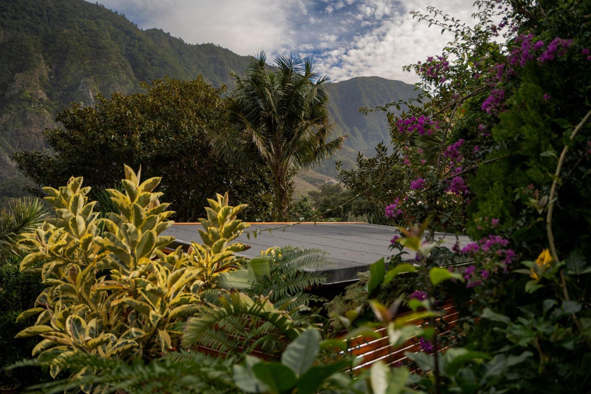Madeira Surf Lodge São Vicente Exteriör bild