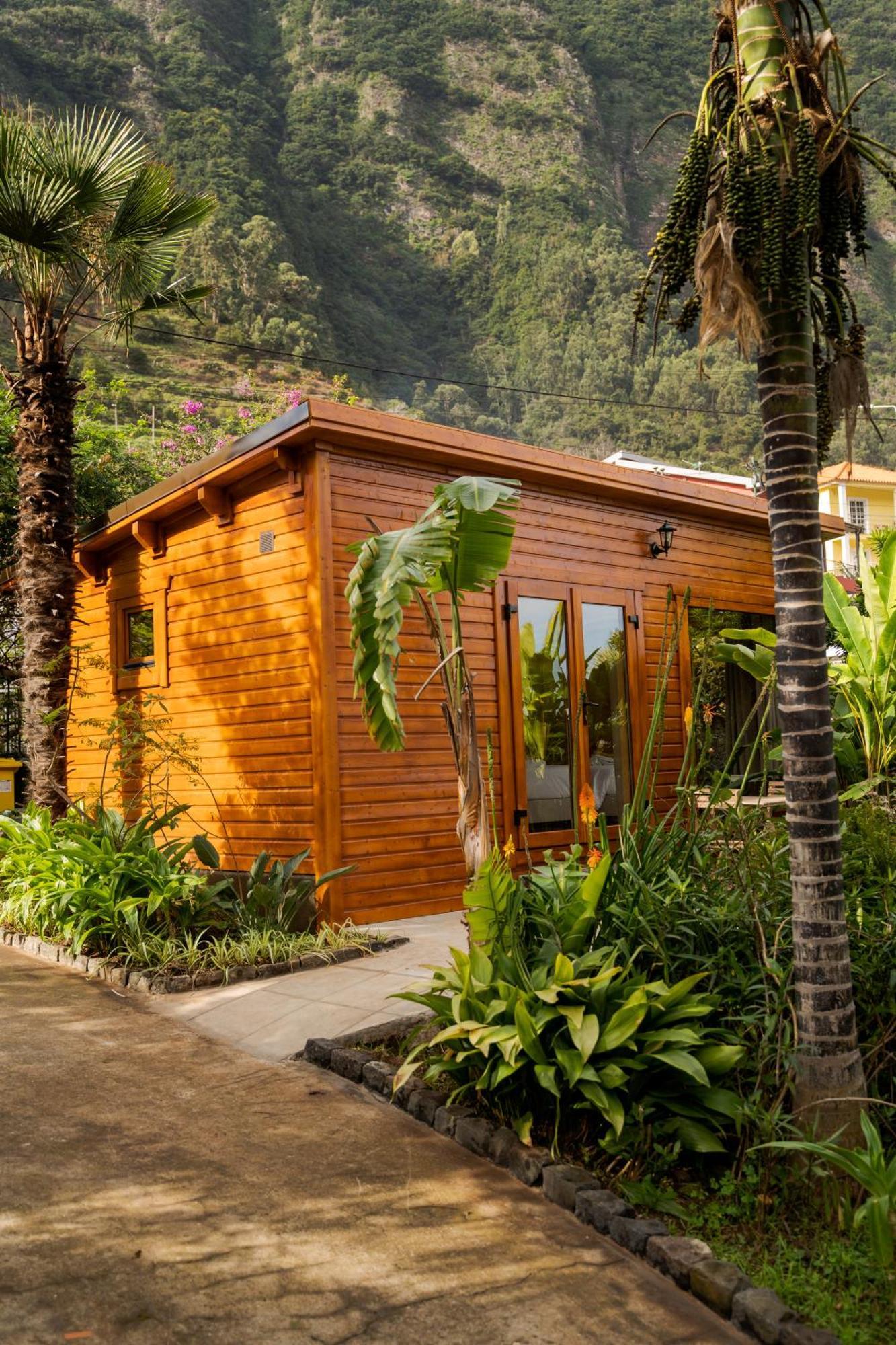 Madeira Surf Lodge São Vicente Exteriör bild
