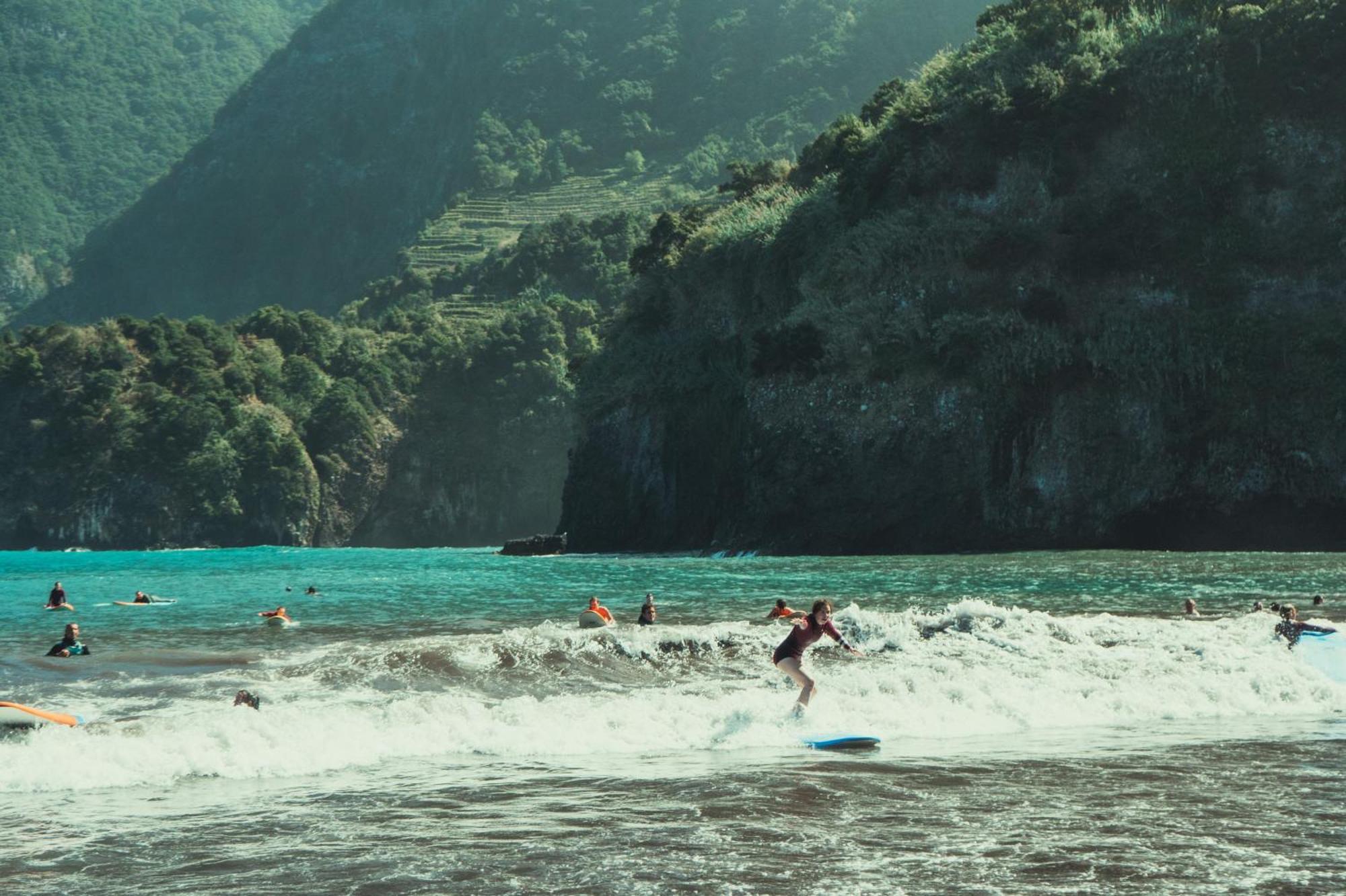 Madeira Surf Lodge São Vicente Exteriör bild