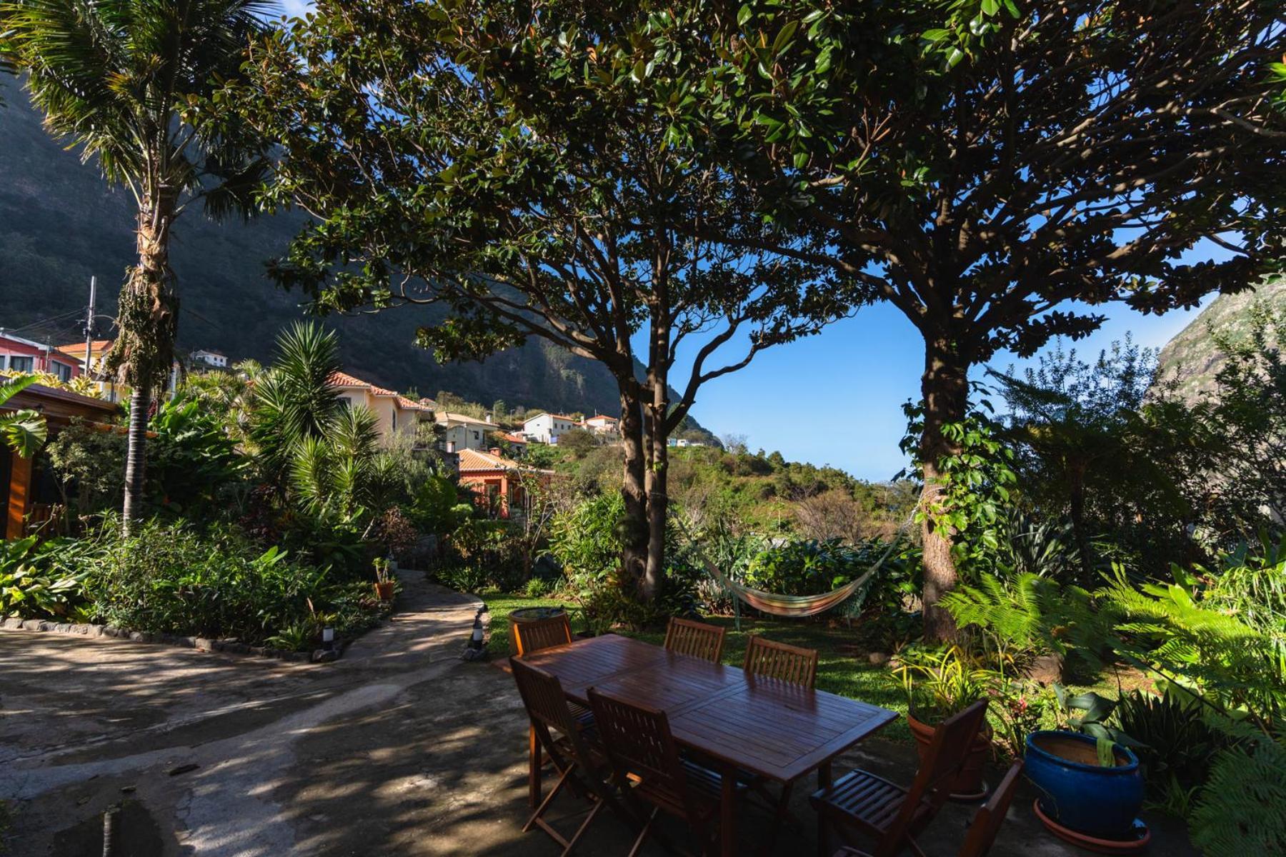 Madeira Surf Lodge São Vicente Exteriör bild