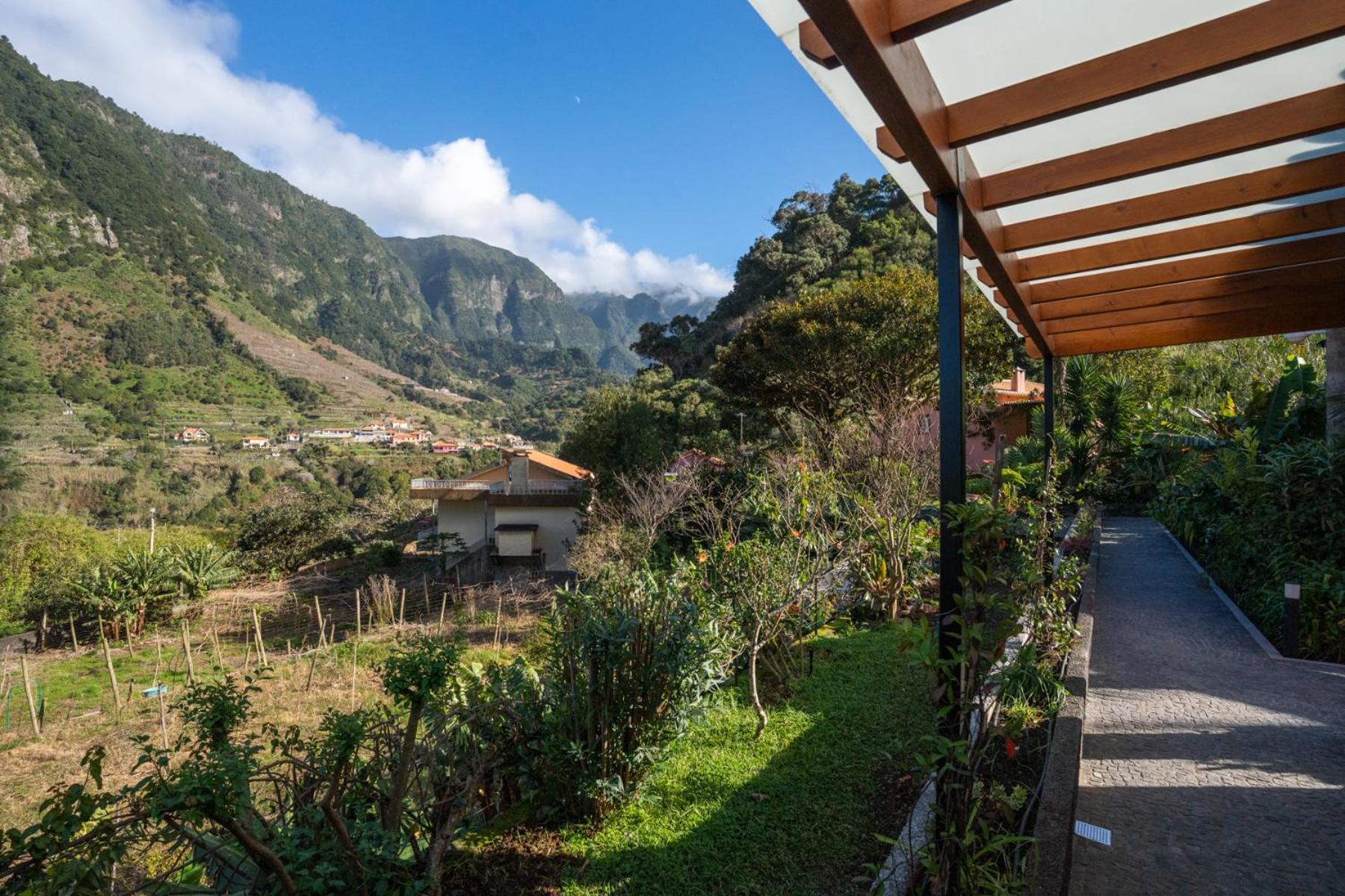 Madeira Surf Lodge São Vicente Exteriör bild